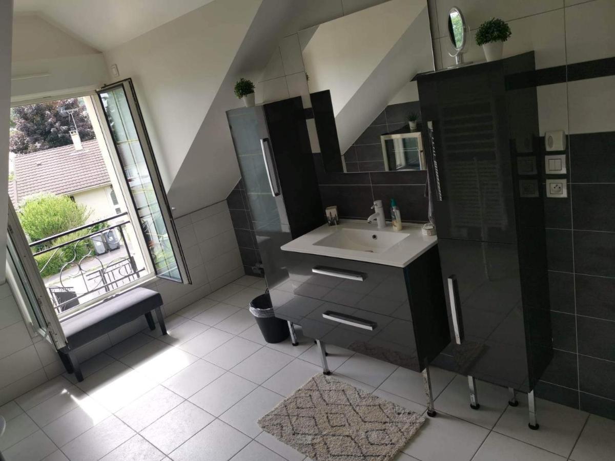 Chambre Au Calme Domont Exterior photo